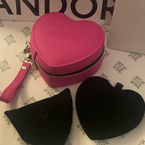 Pandora Heart Shaped Jewelry Box - Picture 5 of 7